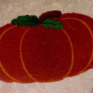 Door mat. Pumpkin.